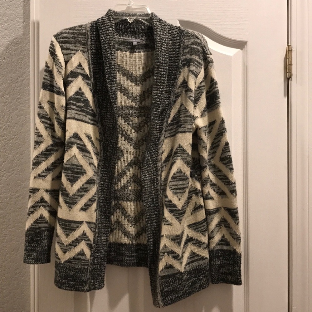Charlotte Russe sweater- size M